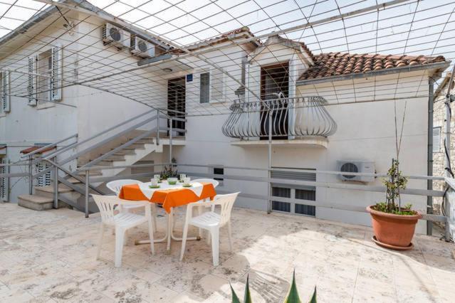 Apartments Lima Lazaneo Елса Экстерьер фото